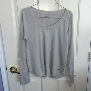 Grey long sleeve Hollister shirt size M